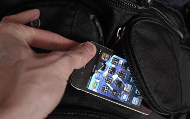 Zloděj zpytoval svědomí, majitelce iPhone vrátil